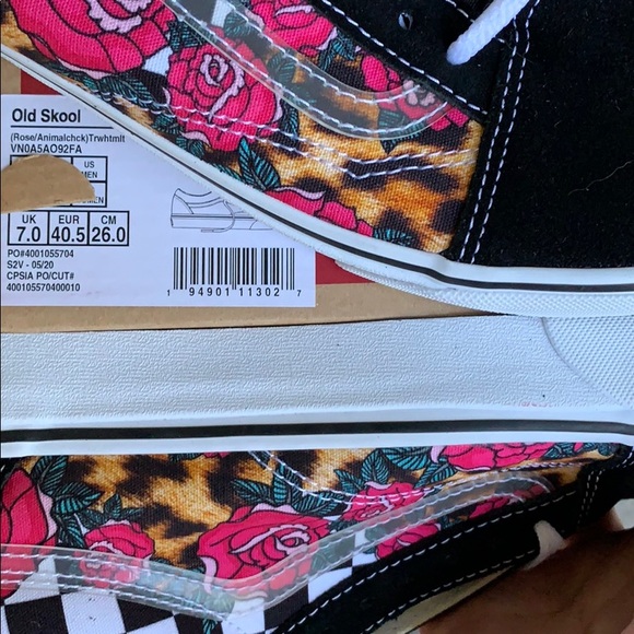 VANS OLD SKOOL ROSE Animalchck True White WMNS - Picture 12 of 16